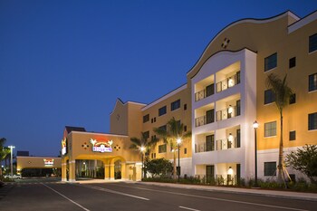 Pet Friendly Seminole Casino Hotel Immokalee in Immokalee, Florida