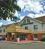 Pet Friendly Holiday Inn Express Keene in Keene, New Hampshire