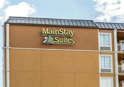 Pet Friendly MainStay Suites in Knoxville, Tennessee