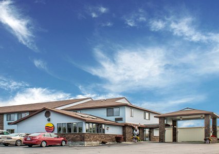 Pet Friendly Comfort Inn in Manistique, Michigan