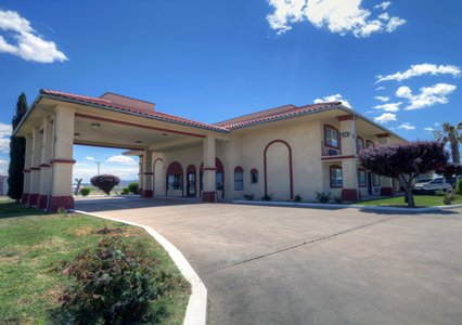 Pet Friendly Econo Lodge in Van Horn, Texas