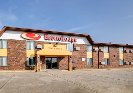 Pet Friendly Econo Lodge Olathe - Kansas City in Olathe, Kansas