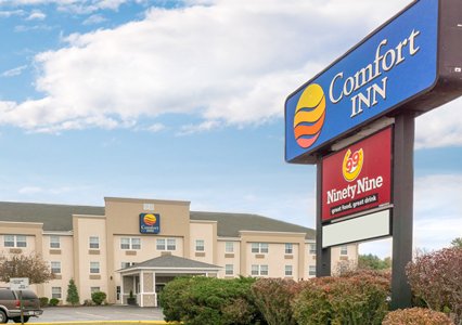 Pet Friendly Comfort Inn Civic Center in Augusta, Maine