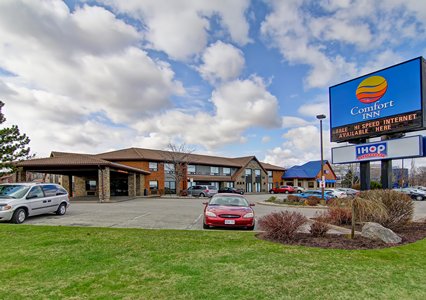 Pet Friendly Comfort Inn in Saint Catharines, Ontario