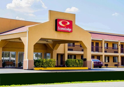 Pet Friendly Econo Lodge McAlester in Mcalester, Oklahoma