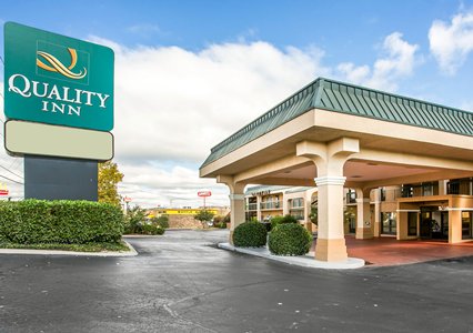 Pet Friendly Quality Inn in Goodlettsville, Tennessee
