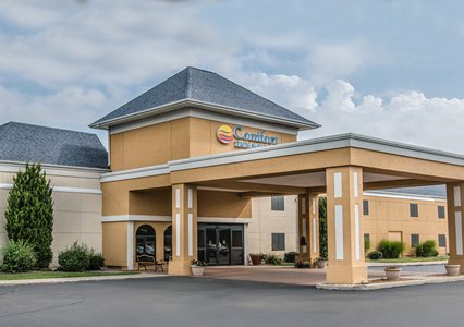 Pet Friendly Quality Inn and Suites in Coldwater, Michigan