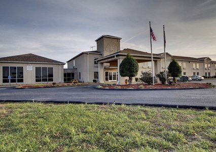 Pet Friendly Quality Inn in Cadiz, Kentucky