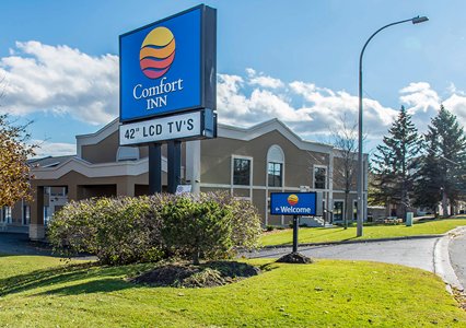 Pet Friendly Comfort Inn in Brockville, Ontario