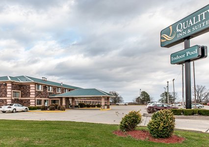 Pet Friendly Quality Inn in Danville, Illinois