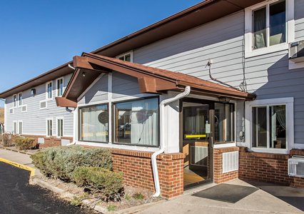 Pet Friendly Rodeway Inn in Cheyenne, Wyoming