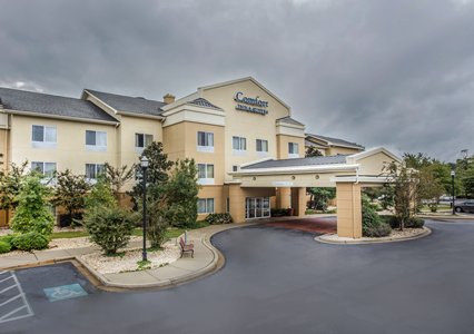 Pet Friendly Comfort Inn & Suites in Camden, South Carolina