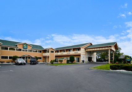 Pet Friendly Quality Inn in Shelburne, Vermont