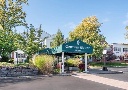 Pet Friendly The Century House, an Ascend Hotel Collection Member in Latham, New York