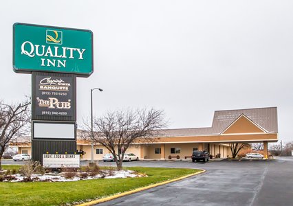 Pet Friendly Quality Inn in Morris, Illinois