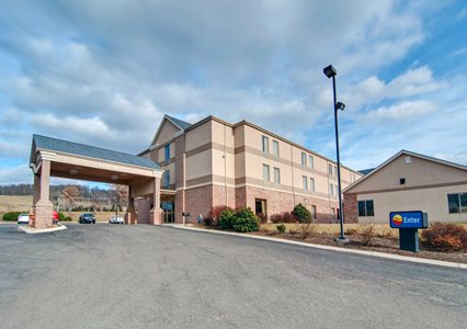 Pet Friendly Comfort Inn & Suites in Christiansburg, Virginia