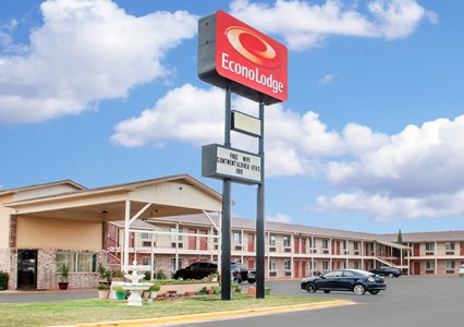 Pet Friendly Econo Lodge in Hobbs, New Mexico