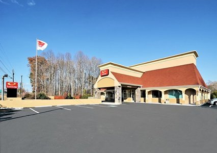 Pet Friendly Econo Lodge in Salisbury, North Carolina