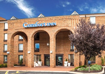 Pet Friendly Fairfield Inn & Suites Pottstown Limerick in Pottstown, Pennsylvania