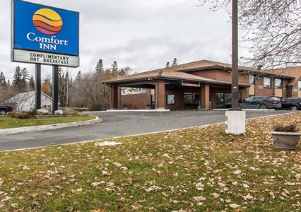 Pet Friendly Comfort Inn in Kenora, Ontario