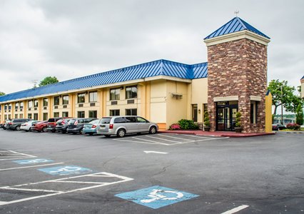 Pet Friendly Quality Inn Riverfront in Harrisburg, Pennsylvania