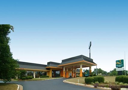 Pet Friendly Quality Inn National Fairgrounds Area in Perry, Georgia