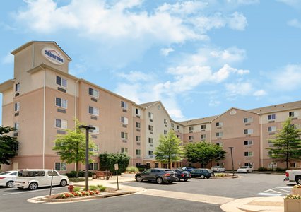 Pet Friendly Suburban Extended Stay Hotel Wash. Dulles in Sterling, Virginia