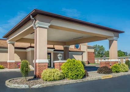 Pet Friendly Quality Inn in Lockport, New York