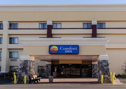 Pet Friendly Comfort Inn Midtown in Tulsa, Oklahoma