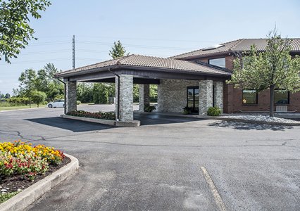 Pet Friendly Comfort Inn in Fort Erie, Ontario