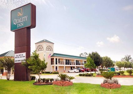 Pet Friendly Quality Inn in Ocean Springs, Mississippi