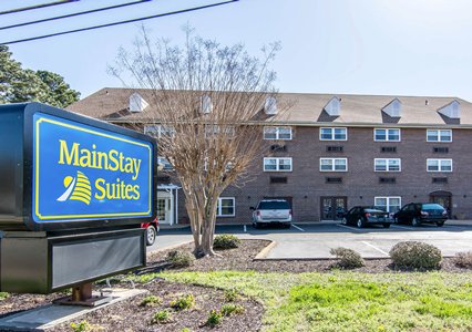 Pet Friendly MainStay Suites in Williamsburg, Virginia