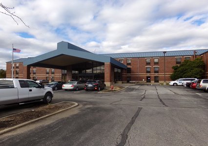 Pet Friendly Comfort Inn Cleveland Airport in Middleburg Heights, Ohio