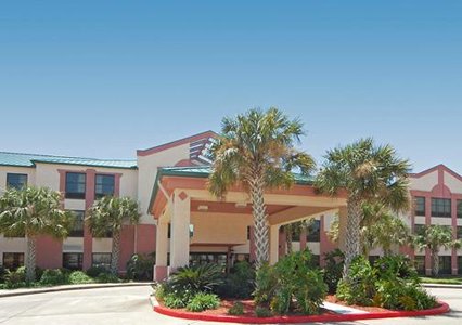 Pet Friendly Quality Suites in New Iberia, Louisiana