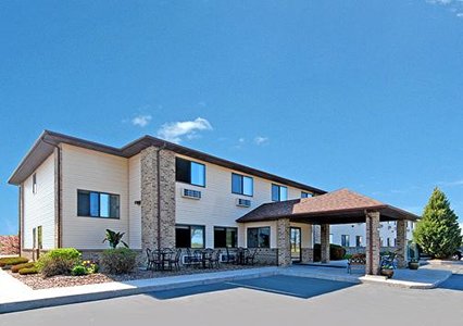 Pet Friendly Quality Inn in Sheboygan, Wisconsin