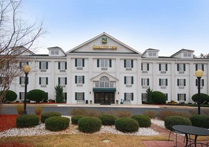 Pet Friendly Quality Inn in Newnan, Georgia