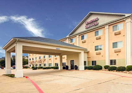 Pet Friendly Comfort Suites Lewisville in Lewisville, Texas