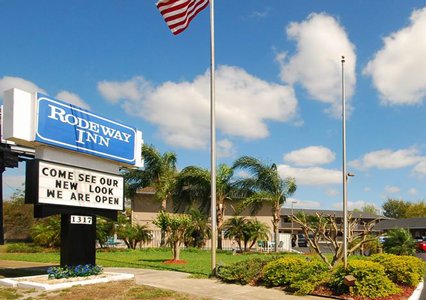 Pet Friendly Rodeway Inn in Apopka, Florida