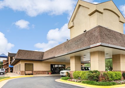 Pet Friendly Quality Inn Tysons Corner in Vienna, Virginia