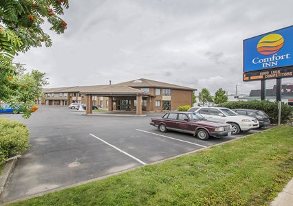 Pet Friendly Comfort Inn in Amherst, Nova Scotia