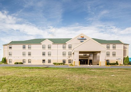 Pet Friendly Comfort Inn Walcott near Davenport in Walcott, Iowa