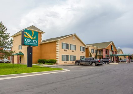 Pet Friendly Quality Inn & Suites Airport West in Salt Lake City, Utah