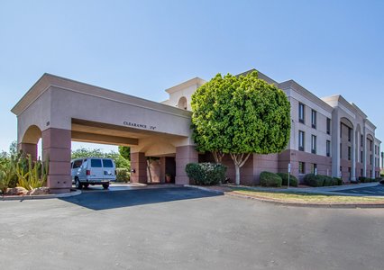 Pet Friendly Comfort Inn I-10 West at 51st Ave in Phoenix, Arizona