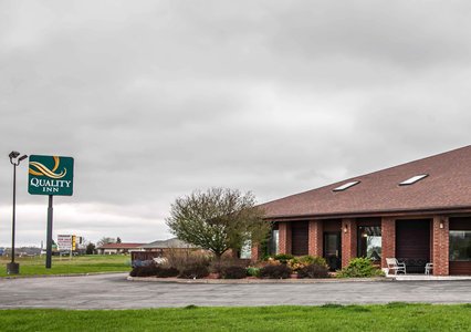 Pet Friendly Quality Inn in Columbia City, Indiana