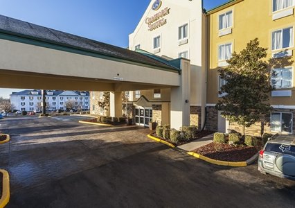 Pet Friendly Comfort Suites in Richmond, Kentucky