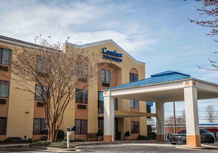 Pet Friendly Comfort Inn & Suites in Morganton, North Carolina