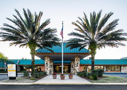 Pet Friendly Quality Inn & Suites in Sebring, Florida