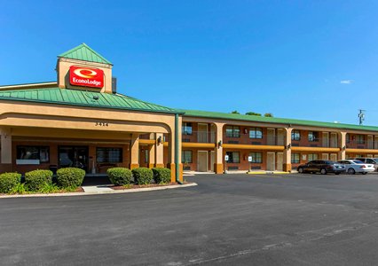 Pet Friendly Econo Lodge in Nashville, Tennessee