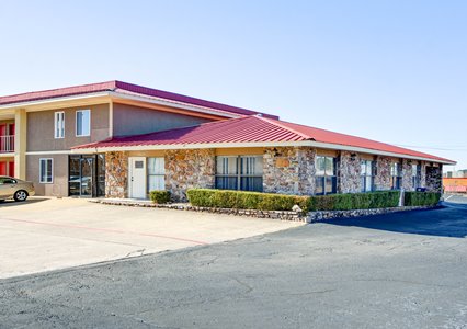 Pet Friendly Quality Inn & Suites in Hot Springs, Arkansas