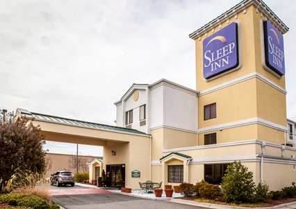 Pet Friendly Sleep Inn Hanes Mall in Winston-Salem, North Carolina